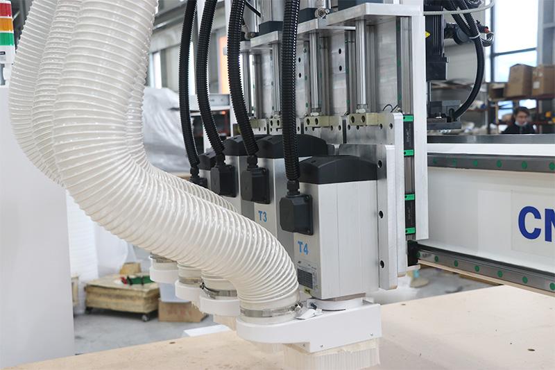 1328-Four-process-CNC-Woodworking-Router2