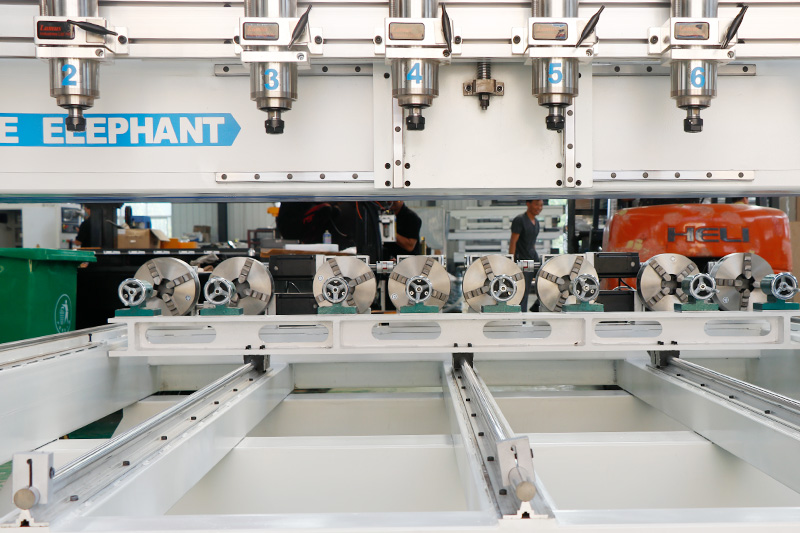 1821-8-Spindles-Woodworking-CNC-Router-Machine-3