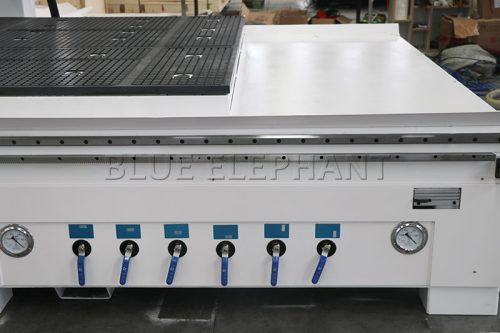 2128-High-efficiency-linear-ATC-CNC-Router-for-Wood-with-Drilling-Head3