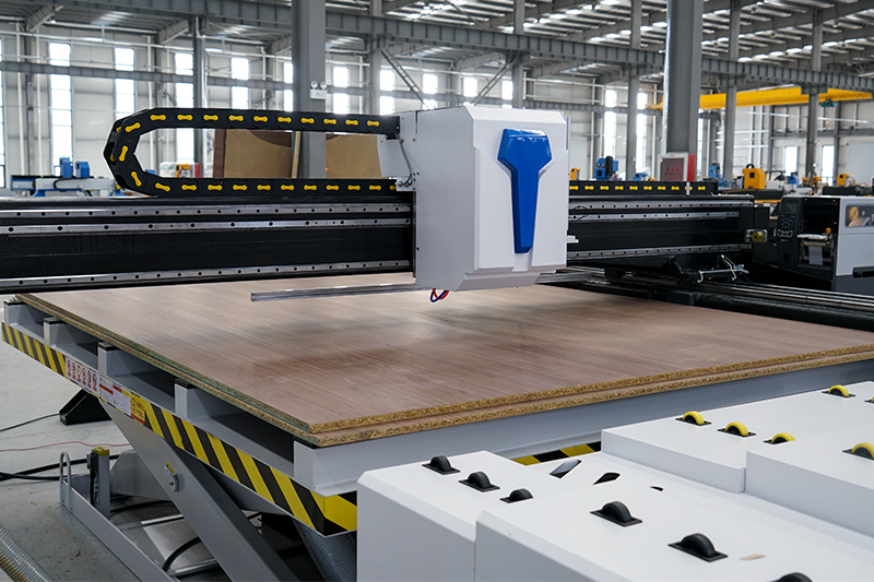 2130 ATC CNC Wood Nesting Machine Router 1