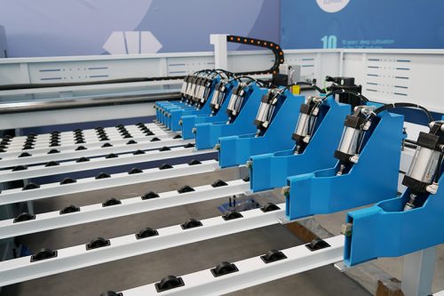 280HG Computer Panel Saw with Automatic Loading Platform 1