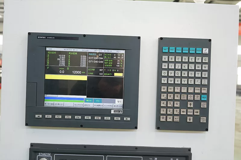 5-Axis-Router-with-Automatic-Tool-Change-3