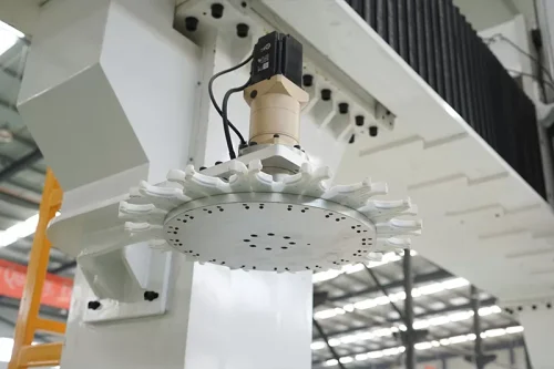 5-Axis-Router-with-Automatic-Tool-Change-5