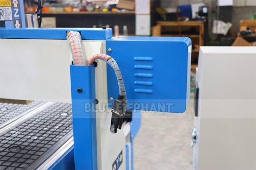 Ball-Screw-6090-engraving-machine-with-linear-tool-changer4