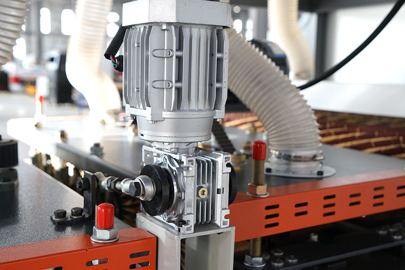 CNC Wood Polishing Machine Wood Brush Sanding Machine 1