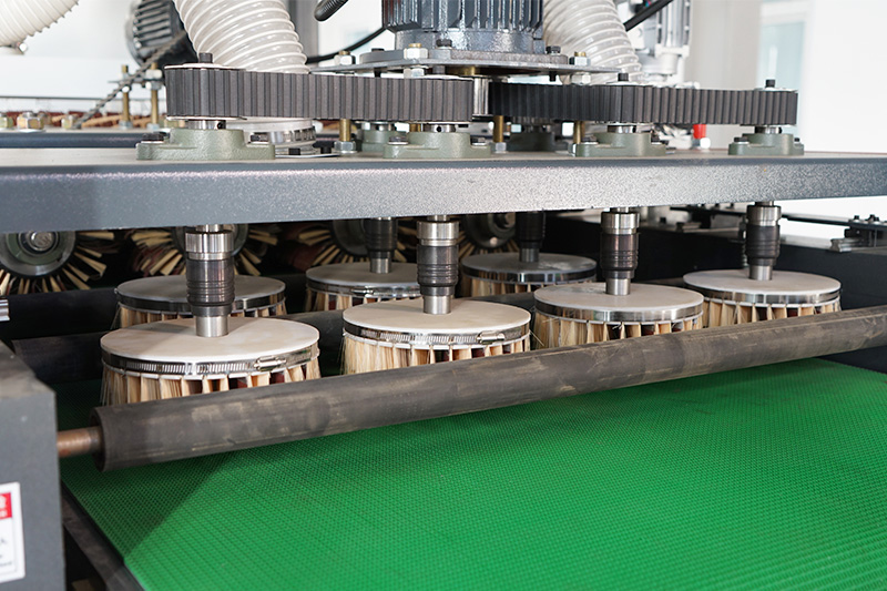 CNC Wood Polishing Machine Wood Brush Sanding Machine 1