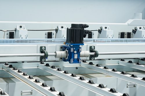 ELECNC-330 Computer Beam Saw Wood Panel Cutting 4