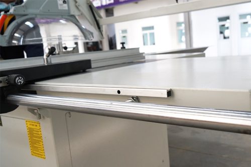 Most Cost-effective Precision sliding panel saw 4