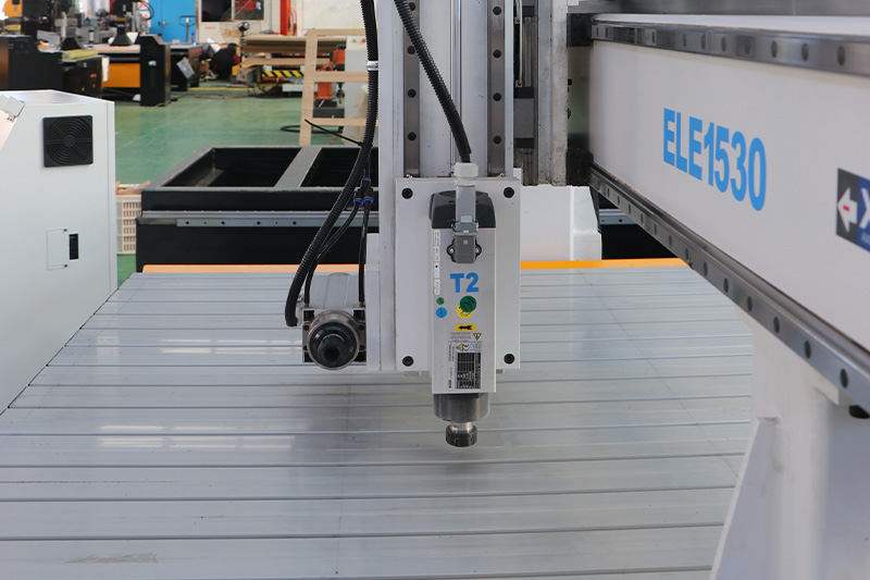 Three-Heads-1530-CNC-Engraving-Machinery-for-Wooden-Furnitur3