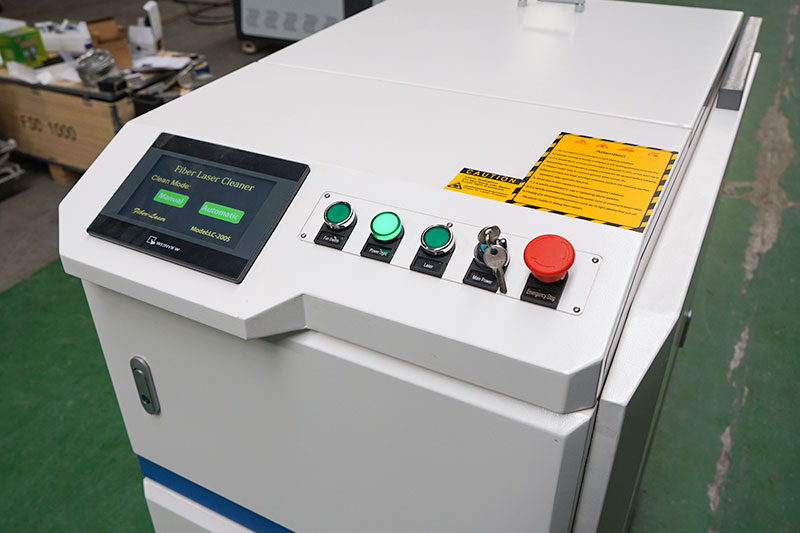 handheld-fiber-laser-cleaning-machine4